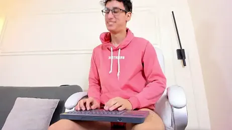 Cum_hunters webcam stripchat model stream image