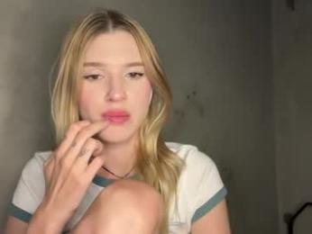 pussymoneywet webcam chaturbate model stream image