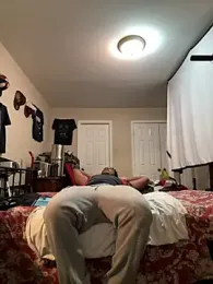 KeYBuMp323 webcam model stream image