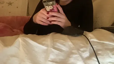 18yoteenvirgin webcam model stream image