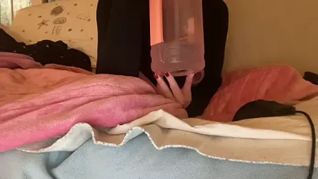 18yoteenvirgin webcam model stream image