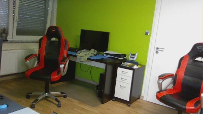 trainsx webcam model stream image