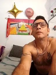 yoahotpetrafiery webcam model stream image