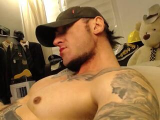 Bret Ballard webcam flirt4free model stream image