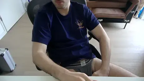 taallguyy_196 webcam model stream image