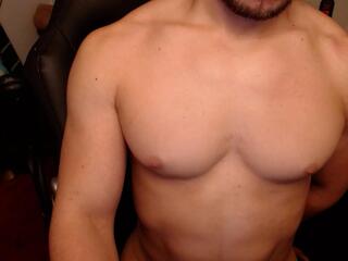 Thomas Jhonsom webcam model stream image