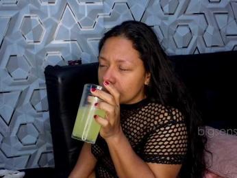 Big-sensation webcam bongacams model stream image