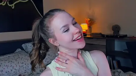 MaliaBourraine webcam stripchat model stream image