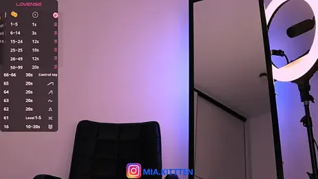 mia_kittten webcam stripchat model stream image