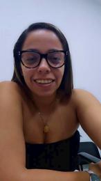 LollaBunny26 webcam model stream image