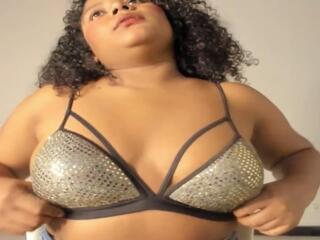 Caroligth Gomez webcam model stream image