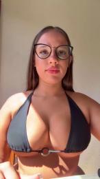 AlesiaRuso webcam model stream image