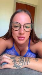 AlesiaRuso webcam model stream image