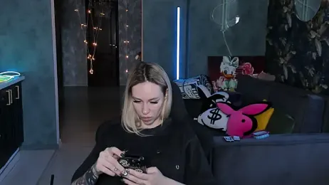 Blckmirrorr webcam stripchat model stream image