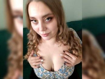 Malina2012 webcam model stream image