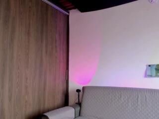 Nate Village webcam model stream image