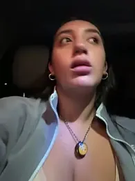 Hannahoff webcam stripchat model stream image