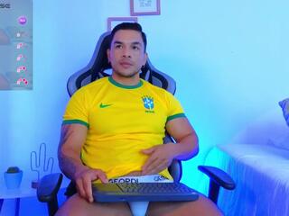 Esteban De Louis webcam flirt4free model stream image