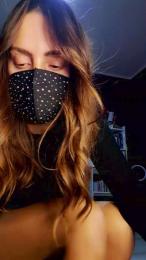 Akemy_room webcam model stream image