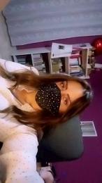 Akemy_room webcam model stream image