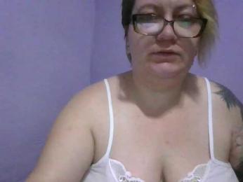 sweetmommy webcam model stream image