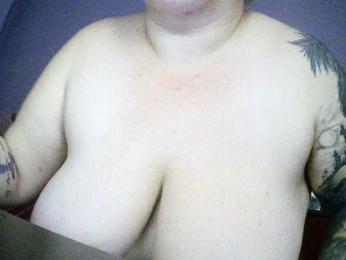 sweetmommy webcam model stream image