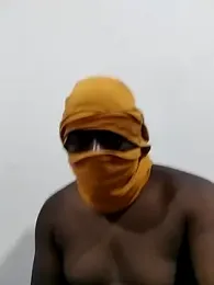 Bra-G webcam model stream image