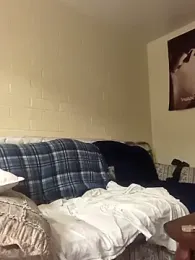 jizzyglizzy92 webcam model stream image