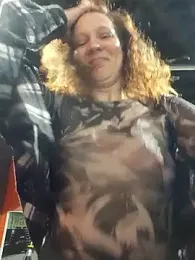 Exhibitionsplit webcam model stream image