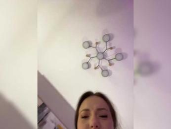 OlivkaVif webcam model stream image