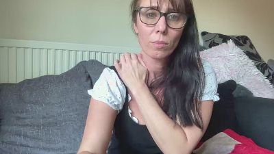 Hotbabe2019 webcam model stream image