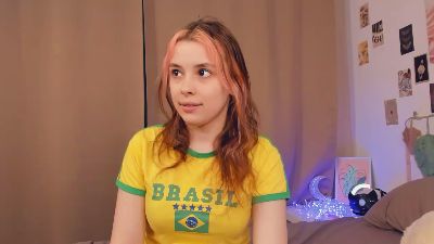 AmieeVarrato webcam model stream image