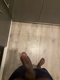 Trhge253 webcam model stream image