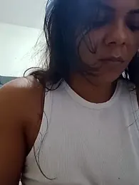 Indiazinhax webcam model stream image