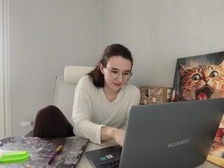 Nilsa Malott webcam model stream image