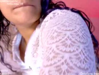 samyortiz_ webcam model stream image