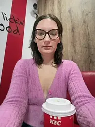 The_Snowwhitee webcam stripchat model stream image