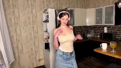 VanessaKnittel webcam cam4 model stream image