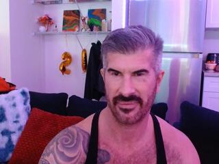 Killian &amp; Crew webcam flirt4free model stream image