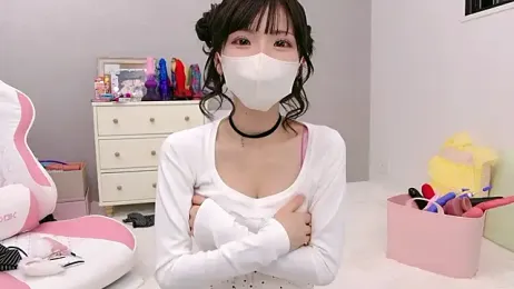 -minami- webcam model stream image