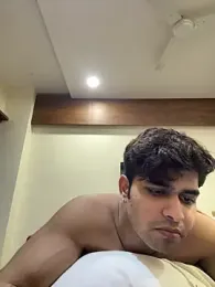 Vihaaanfucks webcam stripchat model stream image