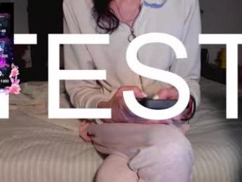 missletiblane webcam chaturbate model stream image