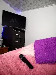 AlessiaVal_ webcam model stream image