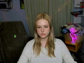 trixy-melison webcam model stream image