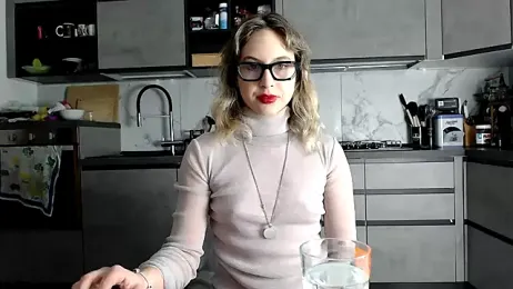 L_Sofia webcam stripchat model stream image