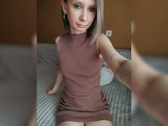 -Christina- webcam bongacams model stream image