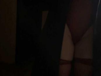 OlyaCharme webcam model stream image