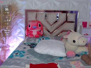 Madiisonn webcam model stream image