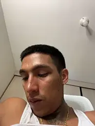 sendfer webcam stripchat model stream image