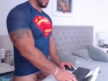 derek_group webcam model stream image